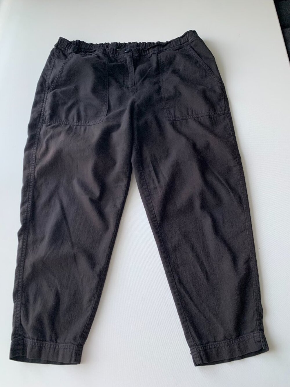 Eileen Fisher Pant size M 100% organic Cotton